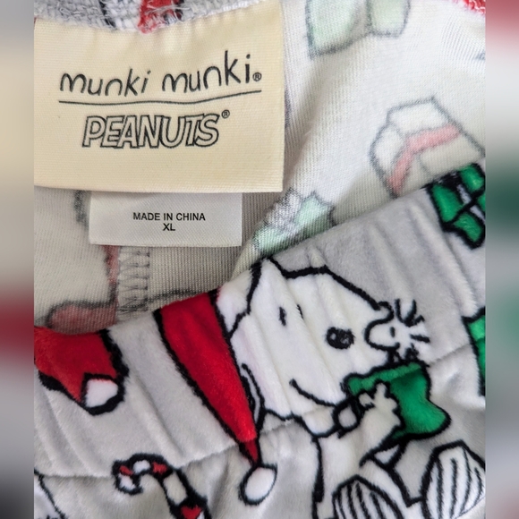 NEW Munki Munki SNOOPY Peanuts Christmas PJ Lounge Jogger Pants Velour Women XL - Picture 8 of 15